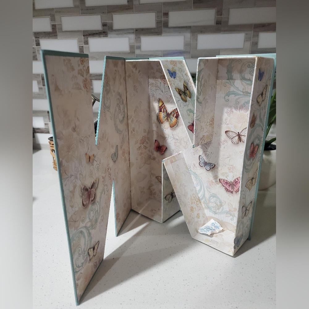 Floral Butterfly Decorative Letter, Space Inside - Picture 2 of 5